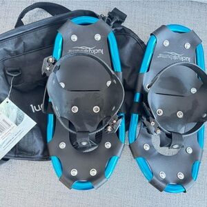 Lucky Bums Youth Blue and Black Snowshoes